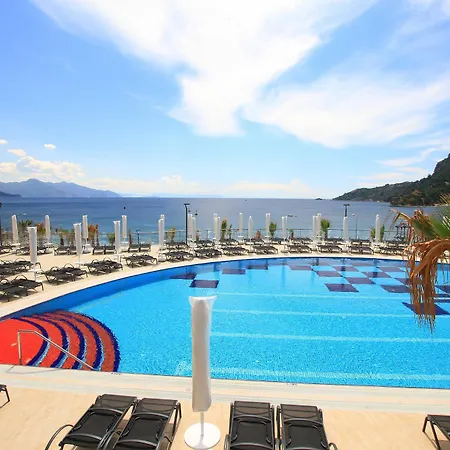 Turunc Premium Hotel