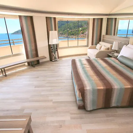 Hotel Turunc Premium *